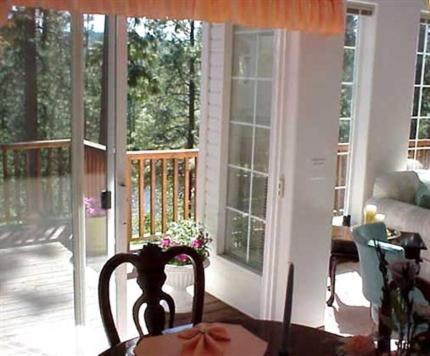 River Cove Elegant Waterfront Bed & Breakfast Post Falls Zimmer foto