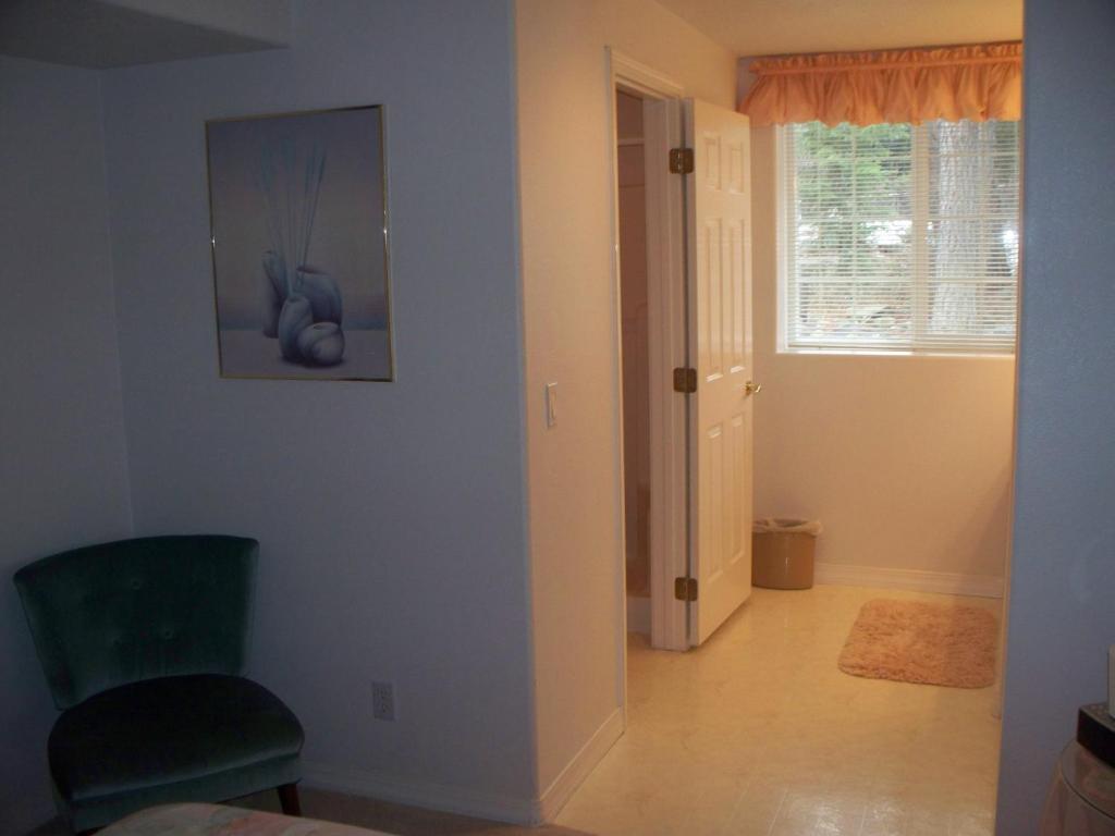 River Cove Elegant Waterfront Bed & Breakfast Post Falls Zimmer foto